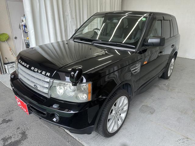 レンジローバースポーツ ４．２　Ｖ８　スーパーチャージド　サンルーフ　パーフォレーション黒革シート　ｈａｒｍａｎ／ｋａｒｄｏｎサウンドシステム　純正ナビ　前席　後席左右シートヒーター　ＥＴＣ　前後ソナー　Ｔタイヤ　純正２０インチＡＷ　ＨＩＤヘッド　ＨＩＤフォ（67枚目）