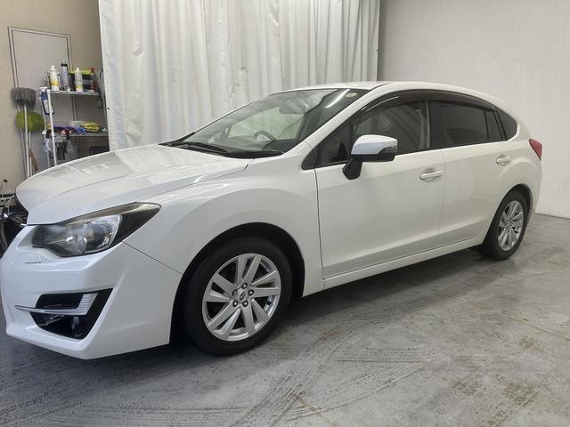 インプレッサスポーツ ２．０ｉ　後期　プッシュエンジンスタート　スマートキー２コ　ダイヤトーンサウンドナビ　フルセグＴＶ　ＣＤ　ＤＶＤ　ＳＤ　ＵＳＢ　Ｂｌｕｅｔｏｏｔｈ再生可　ＥＴＣ　Ｂカメラ　ＨＩＤヘッド　Ｆワイパーデアイザー（68枚目）