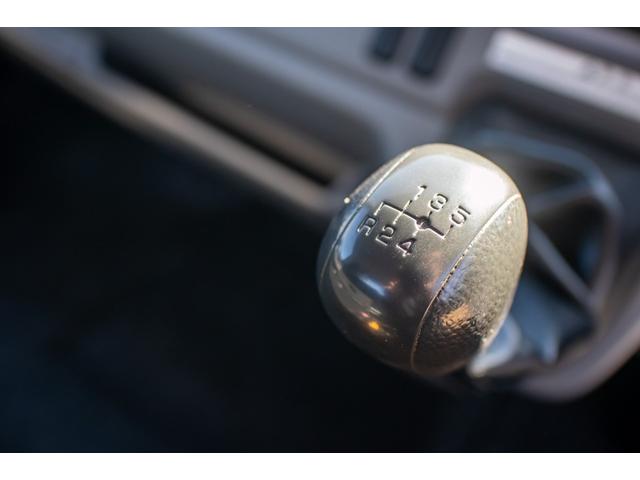 キャンター 　積載車　タイヤ固縛　サイドアオリ開閉　ラジコン　バックカメラ　最大積載量３０００ｋｇ　キーレス　極東フラトップ　レッカー（19枚目）