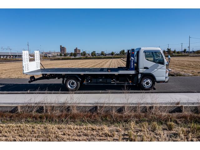 キャンター 　積載車　タイヤ固縛　サイドアオリ開閉　ラジコン　バックカメラ　最大積載量３０００ｋｇ　キーレス　極東フラトップ　レッカー（23枚目）