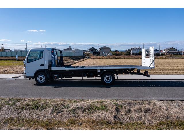 キャンター 　積載車　タイヤ固縛　サイドアオリ開閉　ラジコン　バックカメラ　最大積載量３０００ｋｇ　キーレス　極東フラトップ　レッカー（27枚目）