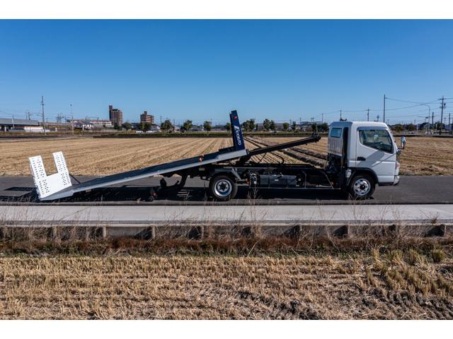 キャンター 　積載車　タイヤ固縛　サイドアオリ開閉　ラジコン　バックカメラ　最大積載量３０００ｋｇ　キーレス　極東フラトップ　レッカー（30枚目）