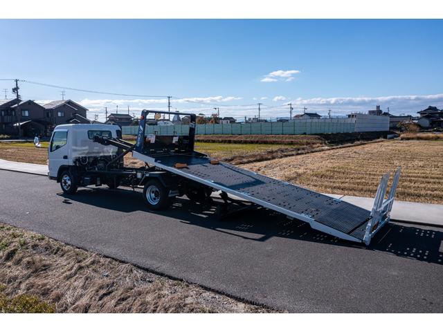 キャンター 　積載車　タイヤ固縛　サイドアオリ開閉　ラジコン　バックカメラ　最大積載量３０００ｋｇ　キーレス　極東フラトップ　レッカー（32枚目）