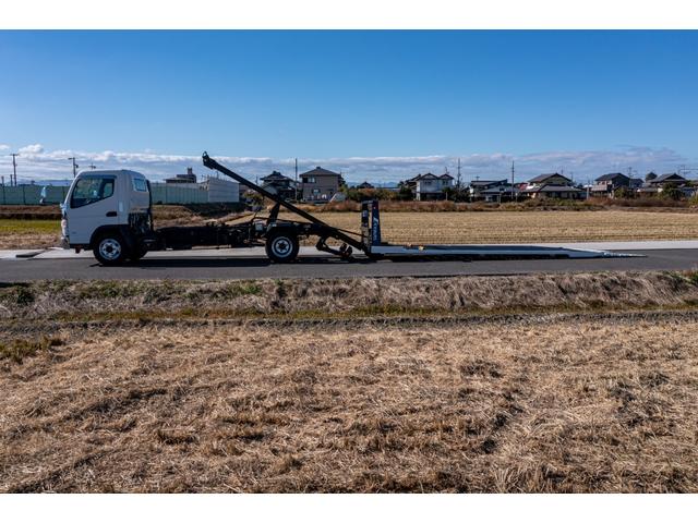 キャンター 　積載車　タイヤ固縛　サイドアオリ開閉　ラジコン　バックカメラ　最大積載量３０００ｋｇ　キーレス　極東フラトップ　レッカー（38枚目）