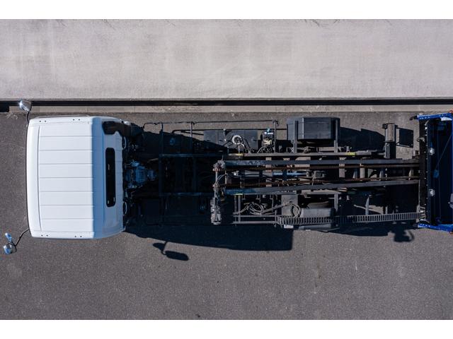 キャンター 　積載車　タイヤ固縛　サイドアオリ開閉　ラジコン　バックカメラ　最大積載量３０００ｋｇ　キーレス　極東フラトップ　レッカー（41枚目）