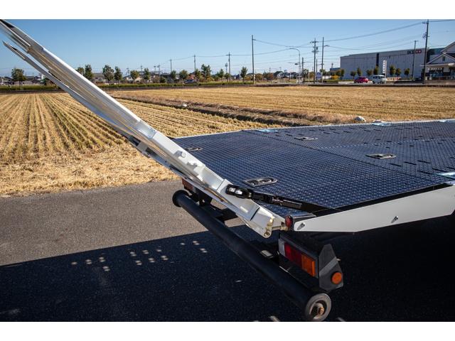 キャンター 　積載車　タイヤ固縛　サイドアオリ開閉　ラジコン　バックカメラ　最大積載量３０００ｋｇ　キーレス　極東フラトップ　レッカー（50枚目）