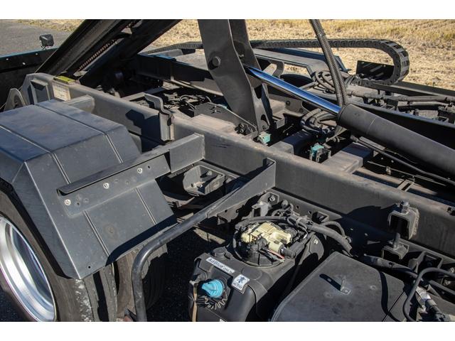 キャンター 　積載車　タイヤ固縛　サイドアオリ開閉　ラジコン　バックカメラ　最大積載量３０００ｋｇ　キーレス　極東フラトップ　レッカー（65枚目）