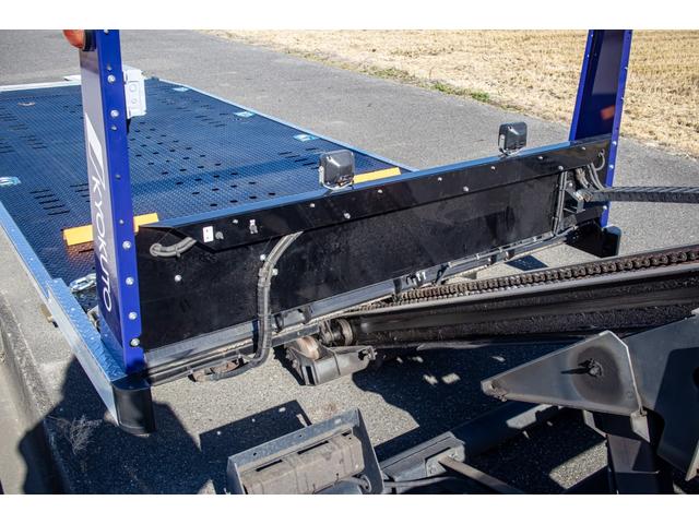 キャンター 　積載車　タイヤ固縛　サイドアオリ開閉　ラジコン　バックカメラ　最大積載量３０００ｋｇ　キーレス　極東フラトップ　レッカー（67枚目）
