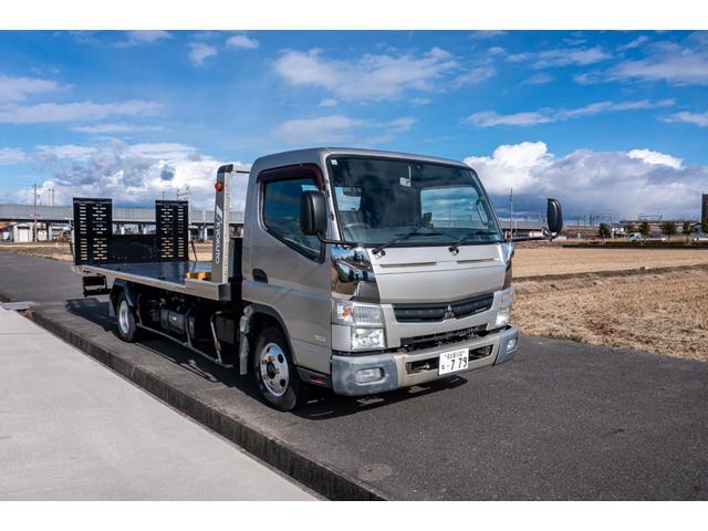 キャンター 　積載車　タイヤ固縛　サイドアオリ開閉　ラジコン　バックカメラ　最大積載量２０００ｋｇ　キーレス　極東フラトップ　レッカー（3枚目）