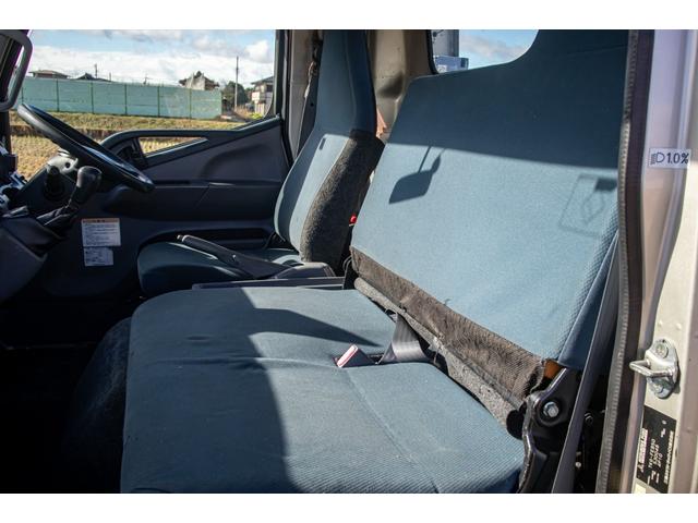 キャンター 　積載車　タイヤ固縛　サイドアオリ開閉　ラジコン　バックカメラ　最大積載量２０００ｋｇ　キーレス　極東フラトップ　レッカー（47枚目）