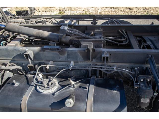 キャンター 　積載車　タイヤ固縛　サイドアオリ開閉　ラジコン　バックカメラ　最大積載量２０００ｋｇ　キーレス　極東フラトップ　レッカー（55枚目）