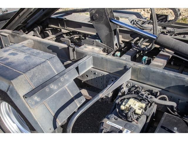 キャンター 　積載車　タイヤ固縛　サイドアオリ開閉　ラジコン　バックカメラ　最大積載量２０００ｋｇ　キーレス　極東フラトップ　レッカー（56枚目）