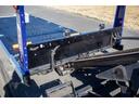 　積載車　タイヤ固縛　サイドアオリ開閉　ラジコン　バックカメラ　最大積載量３０００ｋｇ　キーレス　極東フラトップ　レッカー（67枚目）