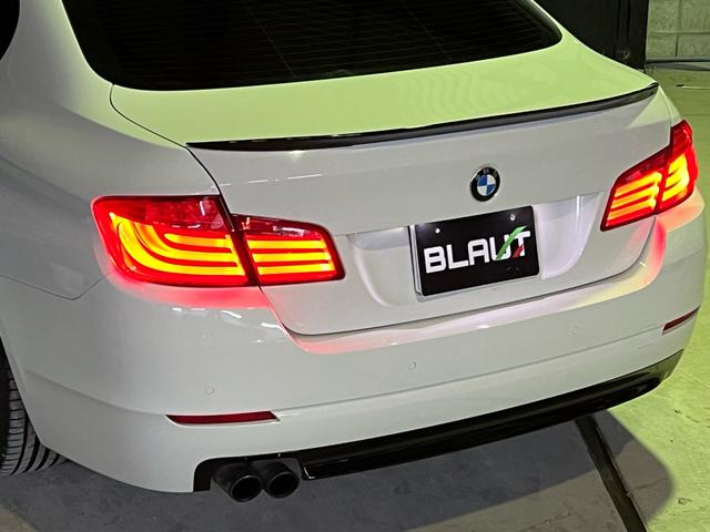 ５シリーズ ５２３ｉ　カスタム車両ホワイト＆ブラックツートンカラー／１７インチブラックアルミホイール／社外エアロ／ＥＴＣ／バックカメラ／禁煙車（31枚目）