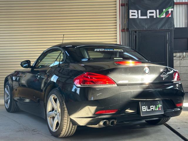 Ｚ４ ｓＤｒｉｖｅ２３ｉ　電動オープン／純正１７インチアルミホイール／パドルシフト／スポンジシート（21枚目）
