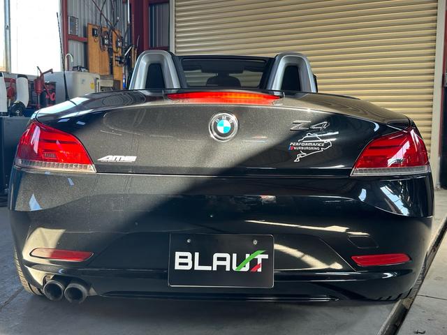 Ｚ４ ｓＤｒｉｖｅ２３ｉ　電動オープン／純正１７インチアルミホイール／パドルシフト／スポンジシート（24枚目）