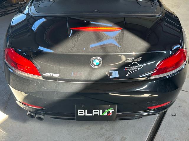 Ｚ４ ｓＤｒｉｖｅ２３ｉ　電動オープン／純正１７インチアルミホイール／パドルシフト／スポンジシート（27枚目）