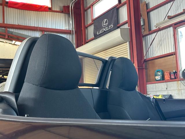 Ｚ４ ｓＤｒｉｖｅ２３ｉ　電動オープン／純正１７インチアルミホイール／パドルシフト／スポンジシート（30枚目）