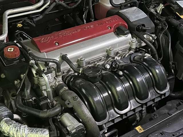 アルファスパイダー ２．２　ＪＴＳ　ディスティンクティブ　左ハンドル／６ＭＴ／可変バルブマフラー／ツートーンカラーリング／カスタム車両／電動オープン（32枚目）