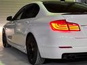 ５２３ｉ　カスタム車両ホワイト＆ブラックツートンカラー／１７インチブラックアルミホイール／社外エアロ／ＥＴＣ／バックカメラ／禁煙車（29枚目）