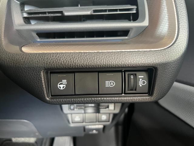 プリウス U 純正8インチディスプレィオーディオ・BSM・17インチ純正AW・シートヒーター・Bカメラ・ステアリングヒーター・ETC2.0・フルセグ・クルーズコントロール・セーフティセンス・レーンキープアシスト(23枚目)