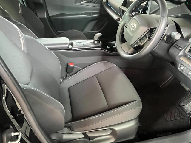 プリウス U 純正8インチディスプレィオーディオ・BSM・17インチ純正AW・シートヒーター・Bカメラ・ステアリングヒーター・ETC2.0・フルセグ・クルーズコントロール・セーフティセンス・レーンキープアシスト(26枚目)