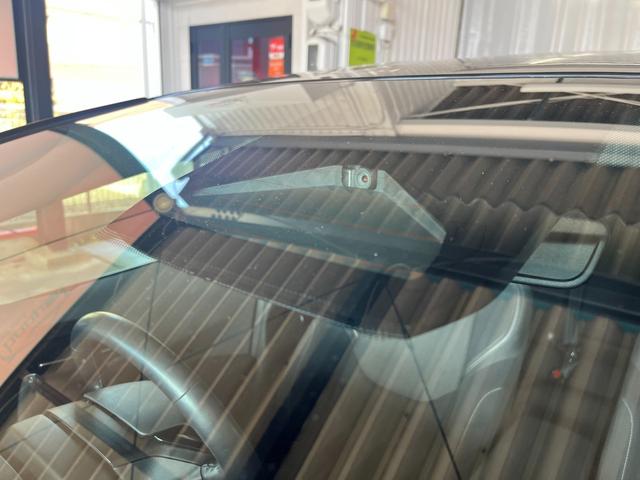 プリウス U 純正8インチディスプレィオーディオ・BSM・17インチ純正AW・シートヒーター・Bカメラ・ステアリングヒーター・ETC2.0・フルセグ・クルーズコントロール・セーフティセンス・レーンキープアシスト(49枚目)