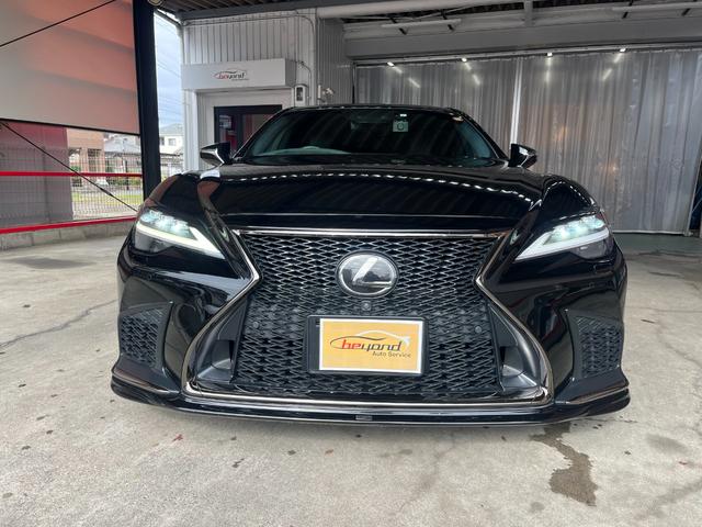 ＬＳ ＬＳ５００　バージョンＬ　後期・マクレビ・エイムゲインＦリップスポイラー・サイド＆リヤ＆トランクスポイラー社外エアロパーツ・ＴＲＤマフラー・赤黒革・ムーンルーフ・シートヒーター・デジタルインナーミラー・全周囲カメラ・ＨＵＤ（12枚目）