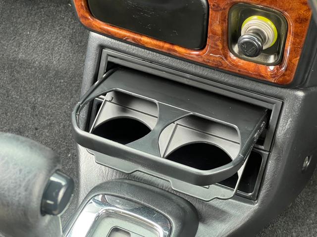 ミラジーノ ジーノ　ユーザー買取車／４ＡＴ車両／ベージュ全塗装／ウッドコンビハンドル／ウッド調パネル／ミニライト製１４インチアルミホイール／ｃａｒｒｏｚｚｅｒｉａ２Ｄオーディオ／ワンセグＴＶ／ＣＤ・ＤＶＤ／ＥＴＣ（24枚目）