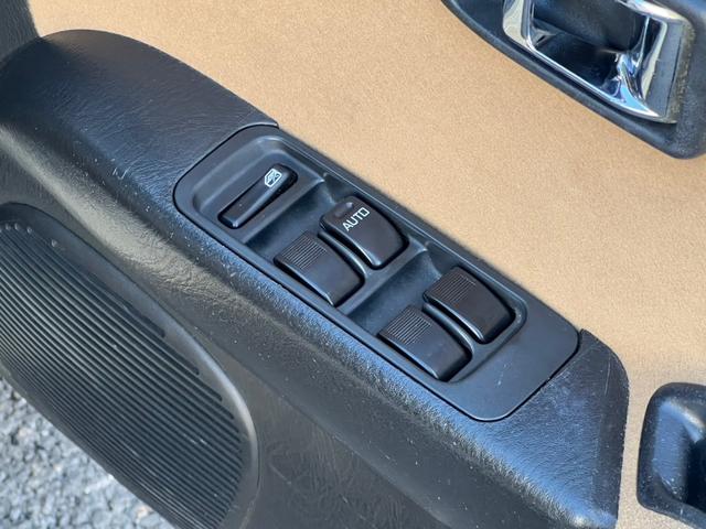 ミラジーノ ジーノ　ユーザー買取車／４ＡＴ車両／ベージュ全塗装／ウッドコンビハンドル／ウッド調パネル／ミニライト製１４インチアルミホイール／ｃａｒｒｏｚｚｅｒｉａ２Ｄオーディオ／ワンセグＴＶ／ＣＤ・ＤＶＤ／ＥＴＣ（30枚目）