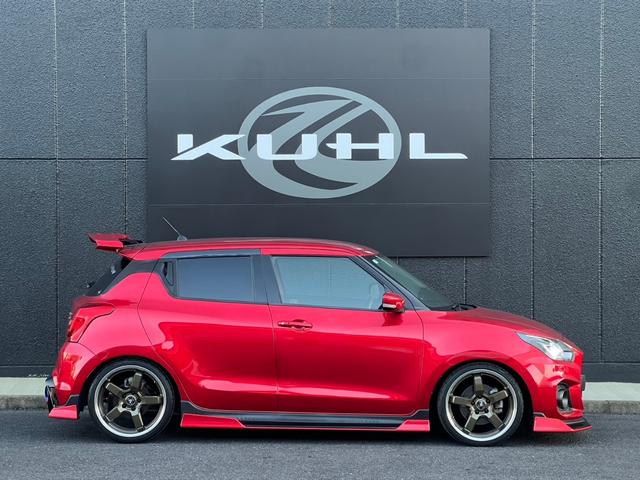 スイフトスポーツ ベースグレード ユーザー買取車/KUHLフルカスタムコンプリート/KUHLエアロ6点(フロント,サイド,リア,GTウィング,アイライン)/KUHL4テールスラッシュマフラー/VERZ18インチホイール/TEIN車高調(10枚目)