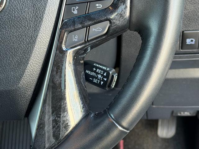 アルファード ２．５Ｓ　ＫＵＨＬカスタムＵＳＥＤコンプリートカー／ＫＵＨＬエアロ／ＢＬＩＴＺ車高調／ＶＥＲＺ－ＫＣＶ０４　２０インチアルミホイール／ＫＵＨＬオリジナルフロアマット／２色切り替えＬＥＤフォグランプ／禁煙車（33枚目）