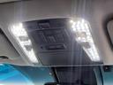 ルームランプはLEDに変更されております!外装だけでなく、内装にもカスタムが施されたアルファードです!一点物の特選車ですので気になる方はお早めにお問合せください!