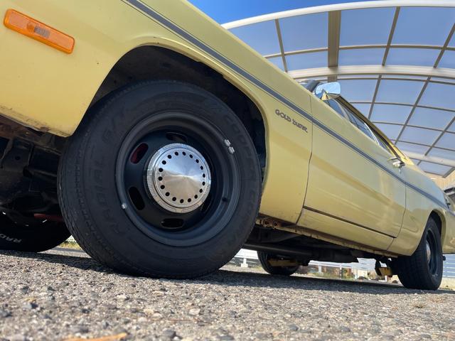 プリムスその他  1974ダスター ゴールドダスター ユーザー買取車 MSDデスビ 電動ファン パワステ 追加3連メーター 黒革 天井張替 グラント製ステアリング KENWOODオーディオ ETC(16枚目)