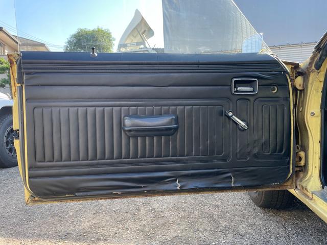 プリムスその他  1974ダスター ゴールドダスター ユーザー買取車 MSDデスビ 電動ファン パワステ 追加3連メーター 黒革 天井張替 グラント製ステアリング KENWOODオーディオ ETC(39枚目)