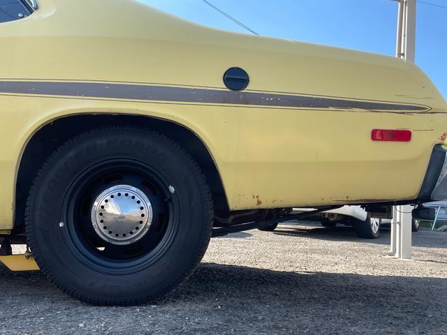 プリムスその他  1974ダスター ゴールドダスター ユーザー買取車 MSDデスビ 電動ファン パワステ 追加3連メーター 黒革 天井張替 グラント製ステアリング KENWOODオーディオ ETC(52枚目)