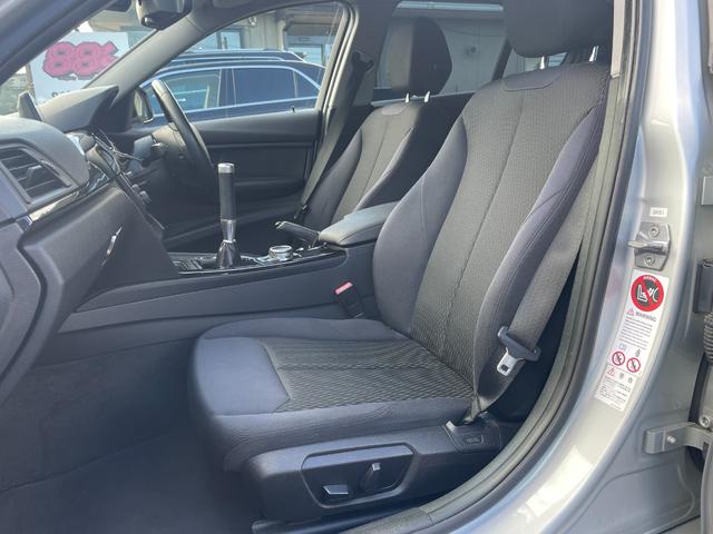 ３シリーズ ３２０ｉ　自社買取　６ＭＴ　Ａ－ＲＥＡＬエアロ　ＲＥＭＵＳ４本出しマフラー　ＢＣレーシング車高調　ＷＯＲＫ２０インチアルミ　リアスポイラー　ナビ　バックカメラ　ミラー一体型ＥＴＣ　メモリー機能付きパワーシート（16枚目）