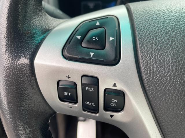 エクスプローラー リミテッド　エコブースト　サンルーフ　黒革　ジオバンナ２２インチアルミ　フリップダウンモニター　バックカメラ　ナビ　ＥＴＣ　パワーバックゲート　メモリーパワーシート　シートヒーター＆クーラー　クリアランスソナー　ルーフレール（13枚目）