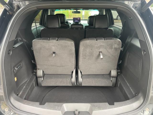 エクスプローラー リミテッド　エコブースト　サンルーフ　黒革　ジオバンナ２２インチアルミ　フリップダウンモニター　バックカメラ　ナビ　ＥＴＣ　パワーバックゲート　メモリーパワーシート　シートヒーター＆クーラー　クリアランスソナー　ルーフレール（22枚目）