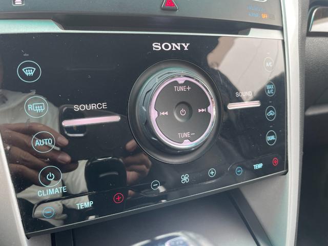 エクスプローラー リミテッド　エコブースト　サンルーフ　黒革　ジオバンナ２２インチアルミ　フリップダウンモニター　バックカメラ　ナビ　ＥＴＣ　パワーバックゲート　メモリーパワーシート　シートヒーター＆クーラー　クリアランスソナー　ルーフレール（32枚目）