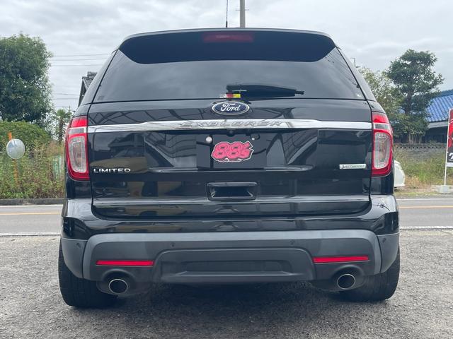 エクスプローラー リミテッド　エコブースト　サンルーフ　黒革　ジオバンナ２２インチアルミ　フリップダウンモニター　バックカメラ　ナビ　ＥＴＣ　パワーバックゲート　メモリーパワーシート　シートヒーター＆クーラー　クリアランスソナー　ルーフレール（39枚目）