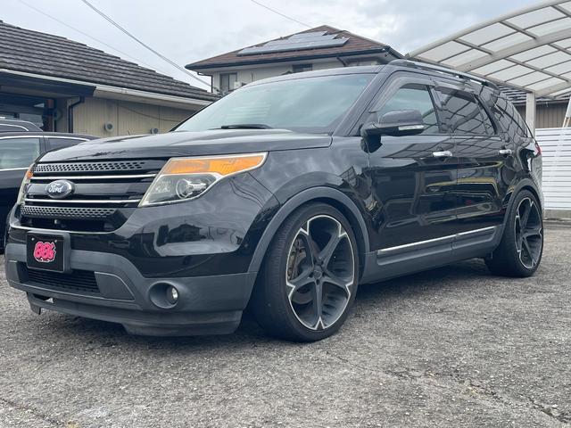 エクスプローラー リミテッド　エコブースト　サンルーフ　黒革　ジオバンナ２２インチアルミ　フリップダウンモニター　バックカメラ　ナビ　ＥＴＣ　パワーバックゲート　メモリーパワーシート　シートヒーター＆クーラー　クリアランスソナー　ルーフレール（42枚目）