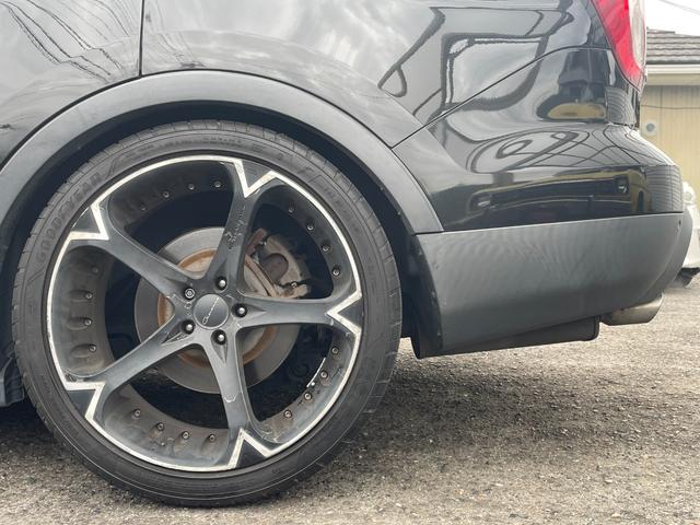 エクスプローラー リミテッド　エコブースト　サンルーフ　黒革　ジオバンナ２２インチアルミ　フリップダウンモニター　バックカメラ　ナビ　ＥＴＣ　パワーバックゲート　メモリーパワーシート　シートヒーター＆クーラー　クリアランスソナー　ルーフレール（48枚目）