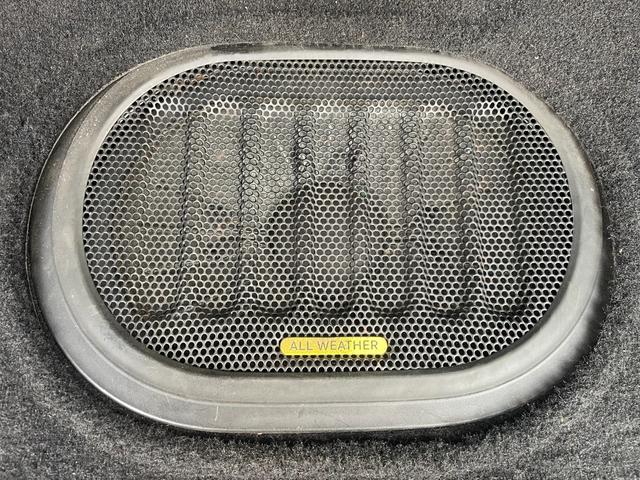 ジープ・ラングラーアンリミテッド サハラ Rugged Ridgeアイアンバンパー JAOS2インチリフトアップ キット FUEL17インチアルミ オーバーフェンダー ナビ フルセグTV バック・サイドカメラ ETC 純正サブウーハー(12枚目)