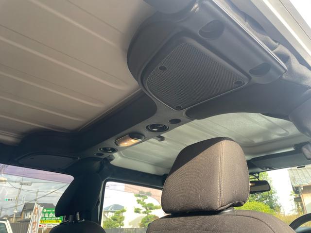 ジープ・ラングラーアンリミテッド サハラ Rugged Ridgeアイアンバンパー JAOS2インチリフトアップ キット FUEL17インチアルミ オーバーフェンダー ナビ フルセグTV バック・サイドカメラ ETC 純正サブウーハー(20枚目)