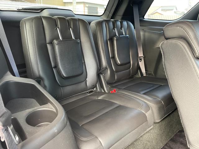 エクスプローラー XLT エコブースト サンルーフ CURTヒッチメンバー ルーフレール ルーフキャリア 黒革 バック・サイドカメラ Bluetooth ETC 純正20インチブラックホイール 革巻きステアリング クルーズコントロール(17枚目)