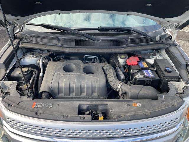 エクスプローラー XLT エコブースト サンルーフ CURTヒッチメンバー ルーフレール ルーフキャリア 黒革 バック・サイドカメラ Bluetooth ETC 純正20インチブラックホイール 革巻きステアリング クルーズコントロール(27枚目)