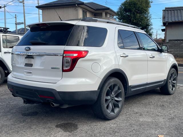 エクスプローラー XLT エコブースト サンルーフ CURTヒッチメンバー ルーフレール ルーフキャリア 黒革 バック・サイドカメラ Bluetooth ETC 純正20インチブラックホイール 革巻きステアリング クルーズコントロール(38枚目)