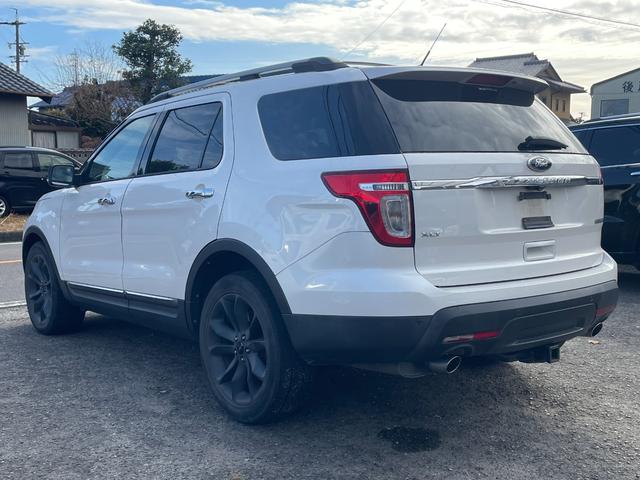 エクスプローラー XLT エコブースト サンルーフ CURTヒッチメンバー ルーフレール ルーフキャリア 黒革 バック・サイドカメラ Bluetooth ETC 純正20インチブラックホイール 革巻きステアリング クルーズコントロール(40枚目)