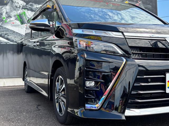 ヴォクシー ＺＳ　煌ＩＩＩ　純正９型ナビ　地デジＴＶ　バックカメラ　ＥＴＣ　セーフティセンス　前後ソナー　前後ドラレコ　ＬＥＤヘッド　オートマチックハイビーム　クルーズコントロール　合皮コンビシート　スマートキー２個　ナノイー（17枚目）